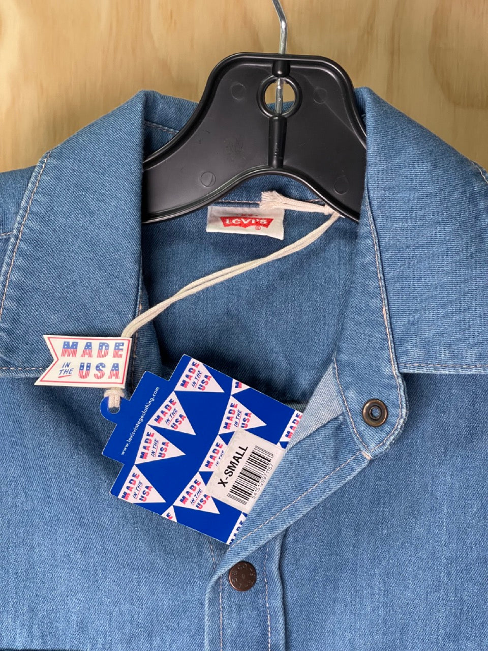 Levis women vintage original western shirts 66711-0001