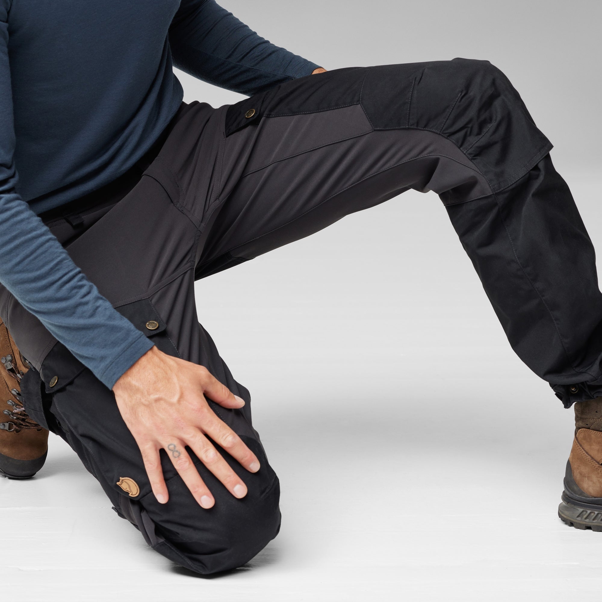 Fjallraven Men's KEB TROUSERS M Regular Fit - Black