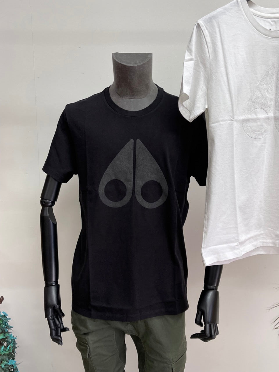 Moose Knuckles Mens La Plante Tee - 2 Colors
