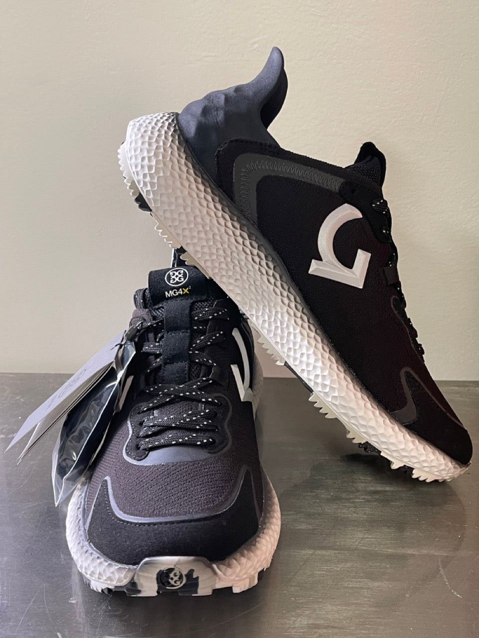 Gfore mens MG4+ golf cross trainer shoes G4MF21EF40 onyx
