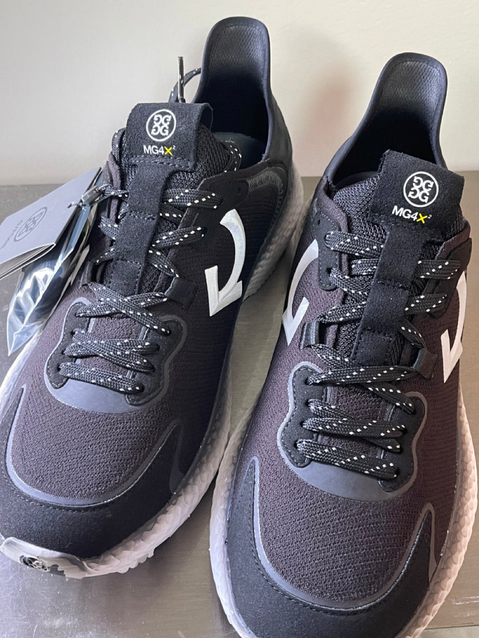 Gfore mens MG4+ golf cross trainer shoes G4MF21EF40 onyx