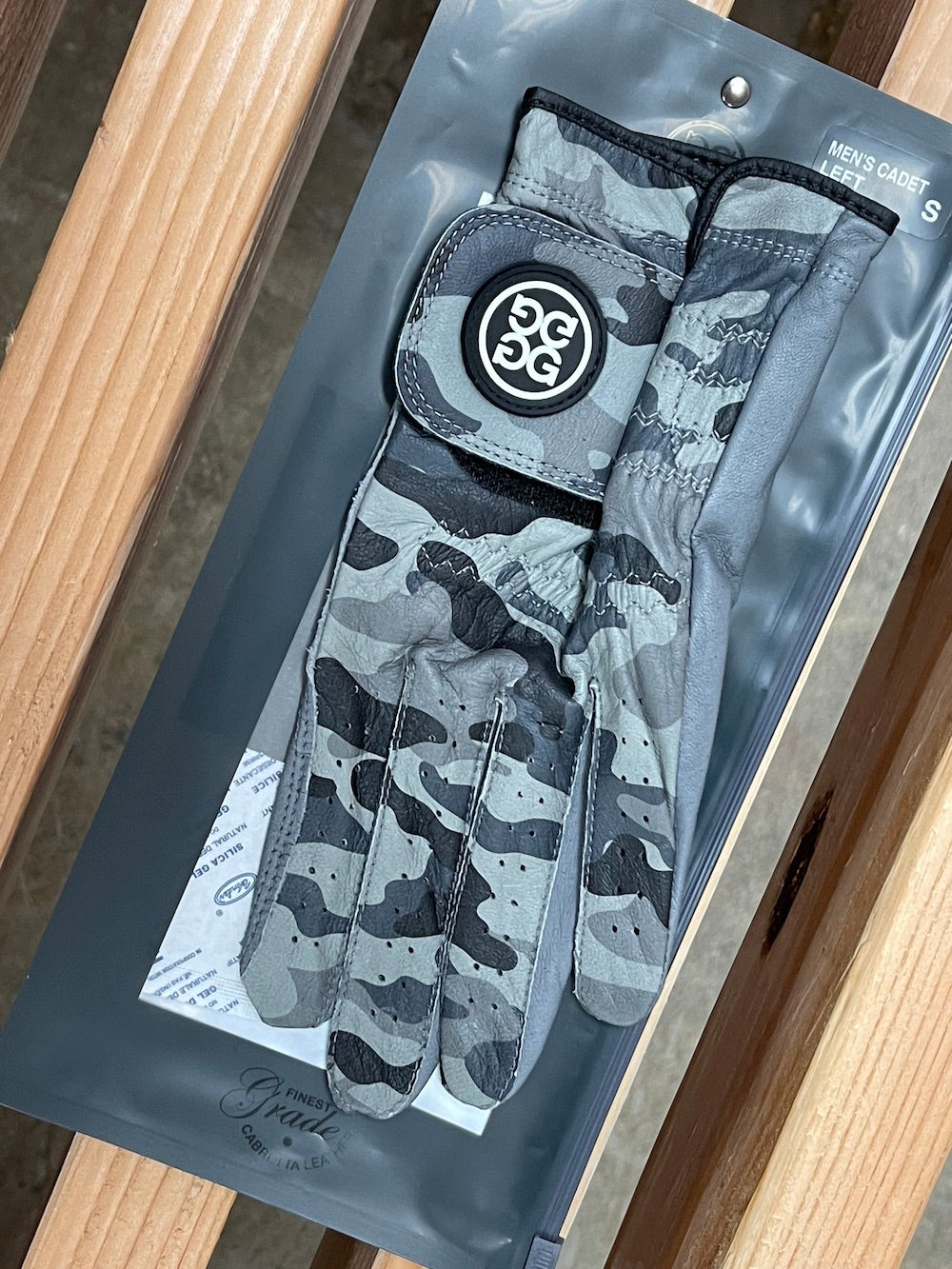 GFORE MEN'S DELTA FORCE CAMO GOLF GLOVE