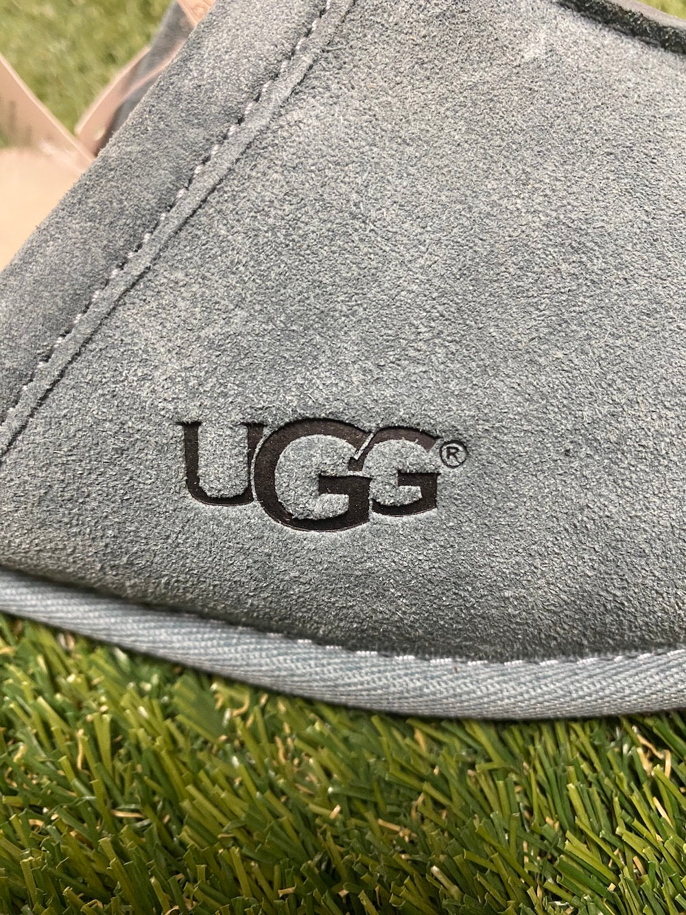UGG Men's Scuff Sliper - Sky blue
