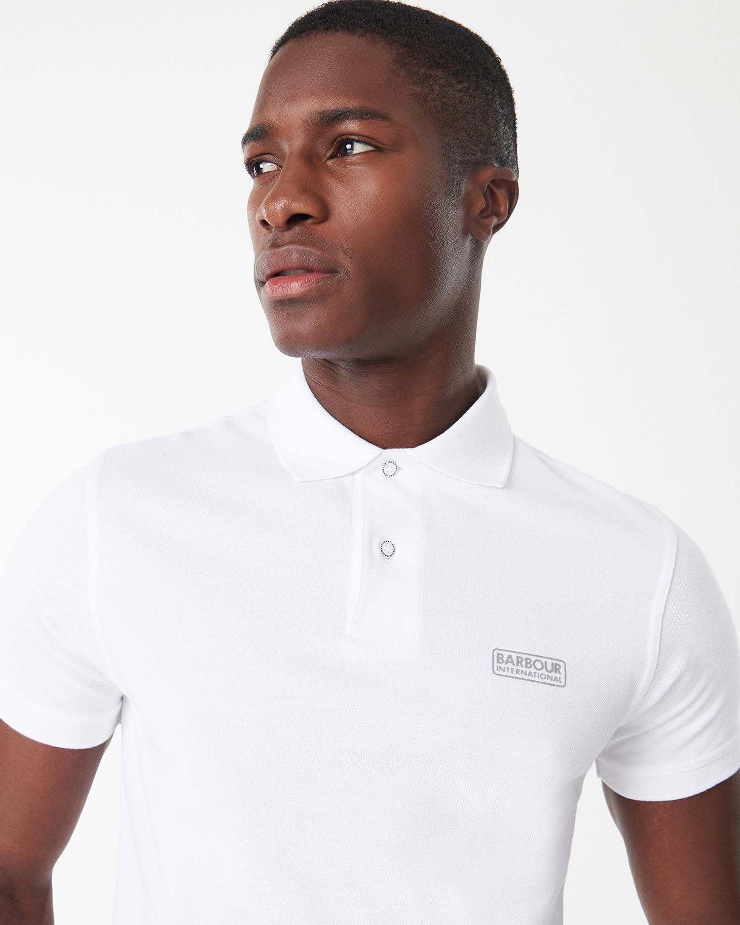 BARBOUR INTERNATIONAL International Polo Shirt Logo – WHITE