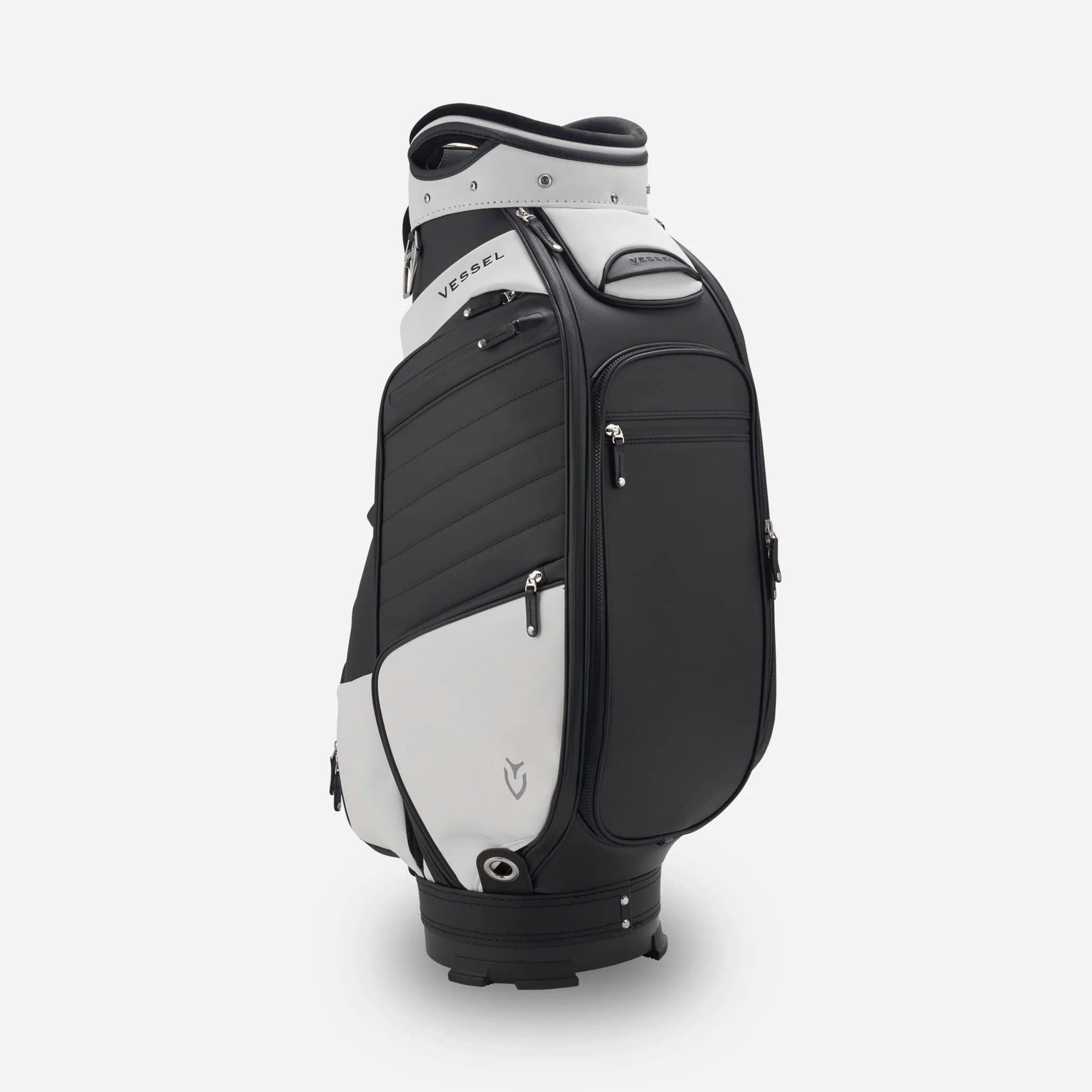 VESSEL Golf on X: Guess Who's Back❓ Lux LE Midsize Staff has arrived! This  midsize staff bag is the culmination of our design team's pursuit to bring  together elegant styling with tour