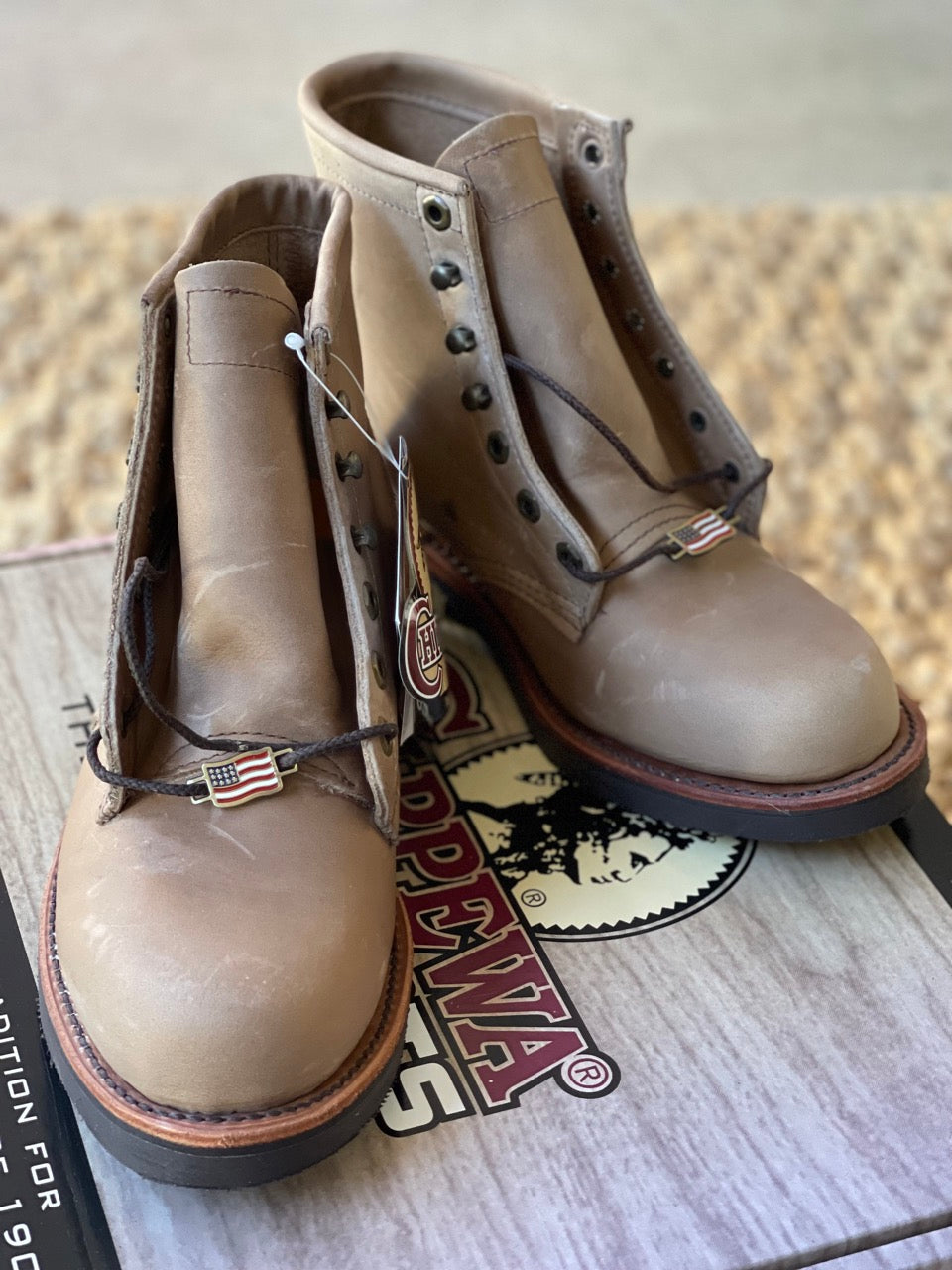 Chippewa hot sale shearling boots