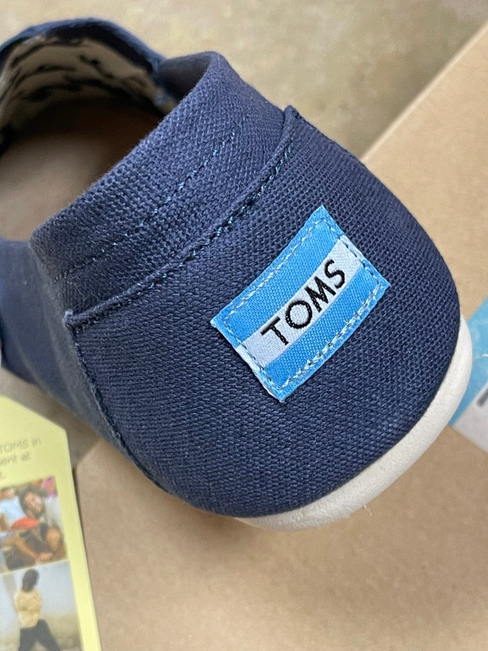 Toms men Classic Navy Canvas shoes