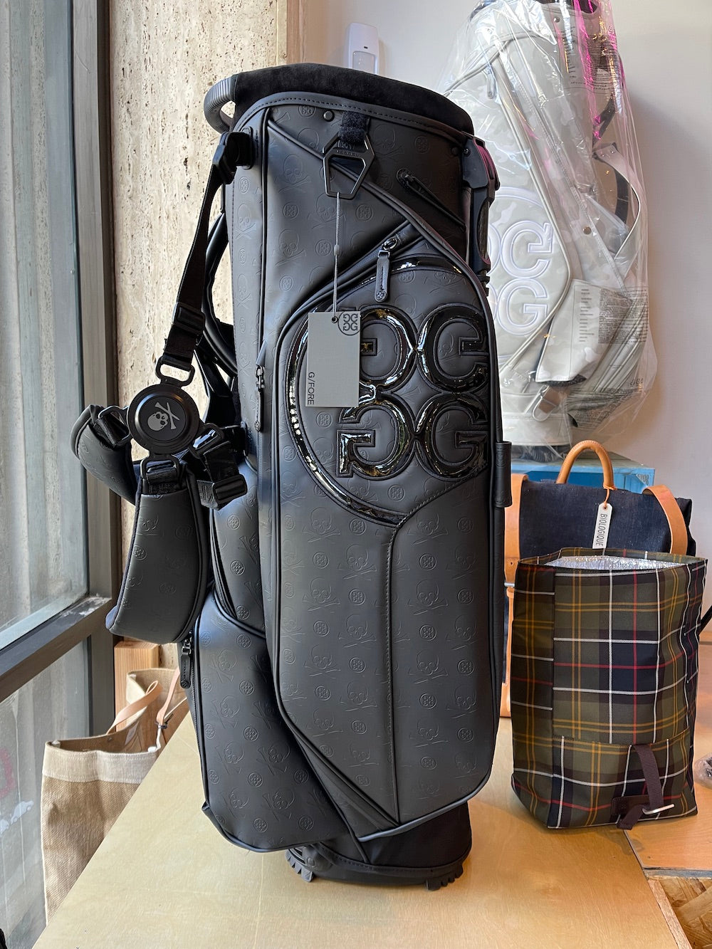 GFORE Debossed Skull Transporter lll Tour Carry Bag 14-Way-ONYX