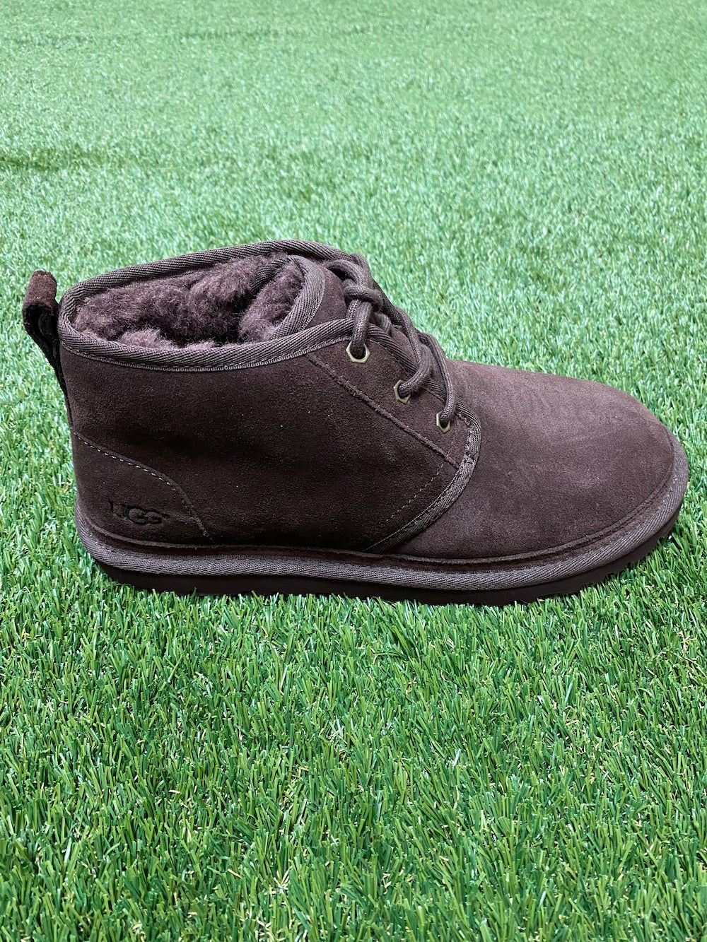 Maroon sales uggs men